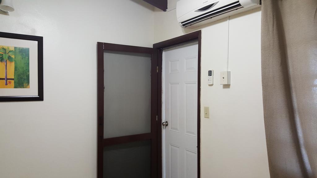 Sunset Gardens Guesthouse Contant  Екстер'єр фото