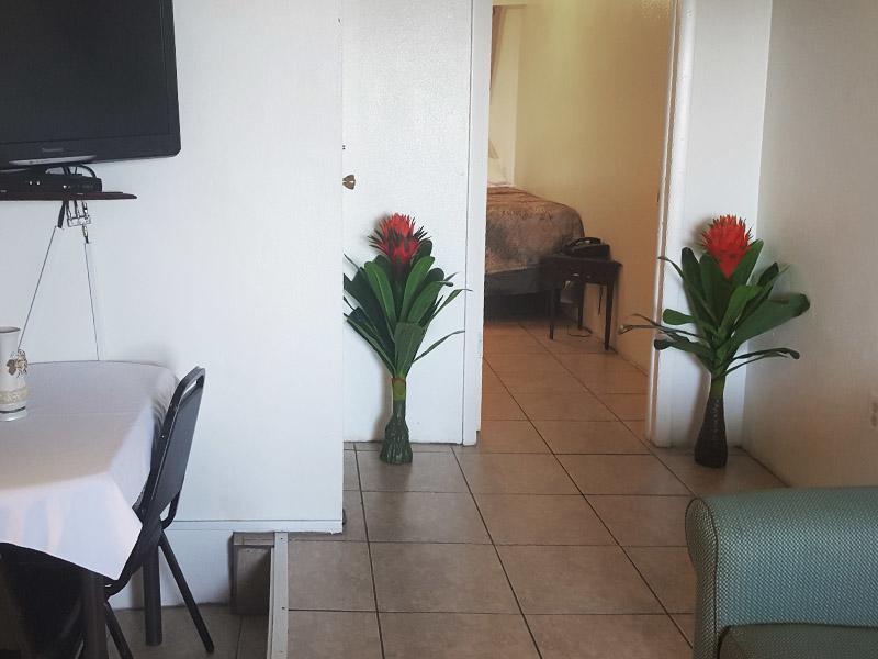 Sunset Gardens Guesthouse Contant  Екстер'єр фото
